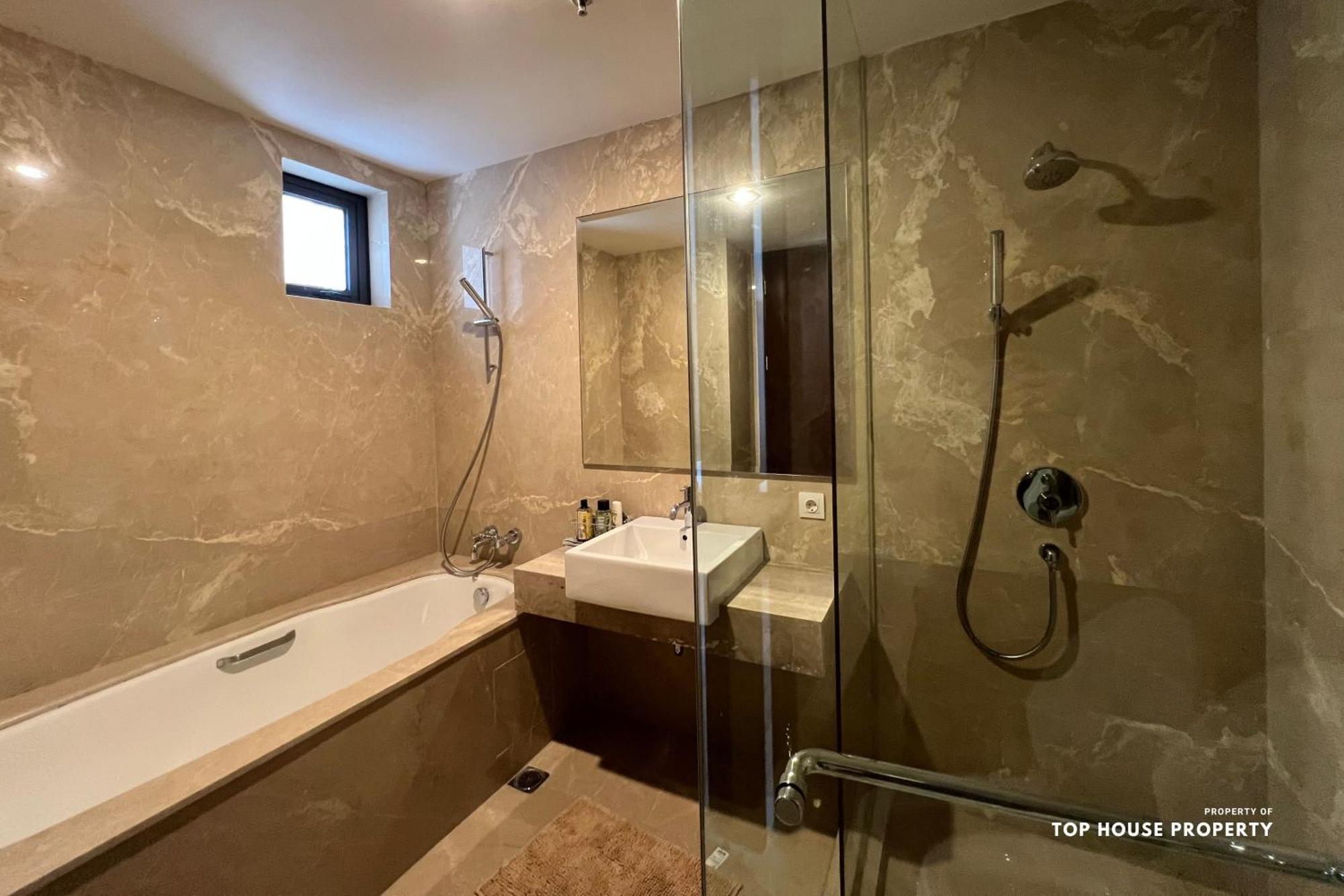 Pangsapuri 3 Kamar Penthouse Casa Grande Private Lift Luxury Jakarta
